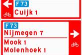 fietsbordjes rood op wit, rode tekst